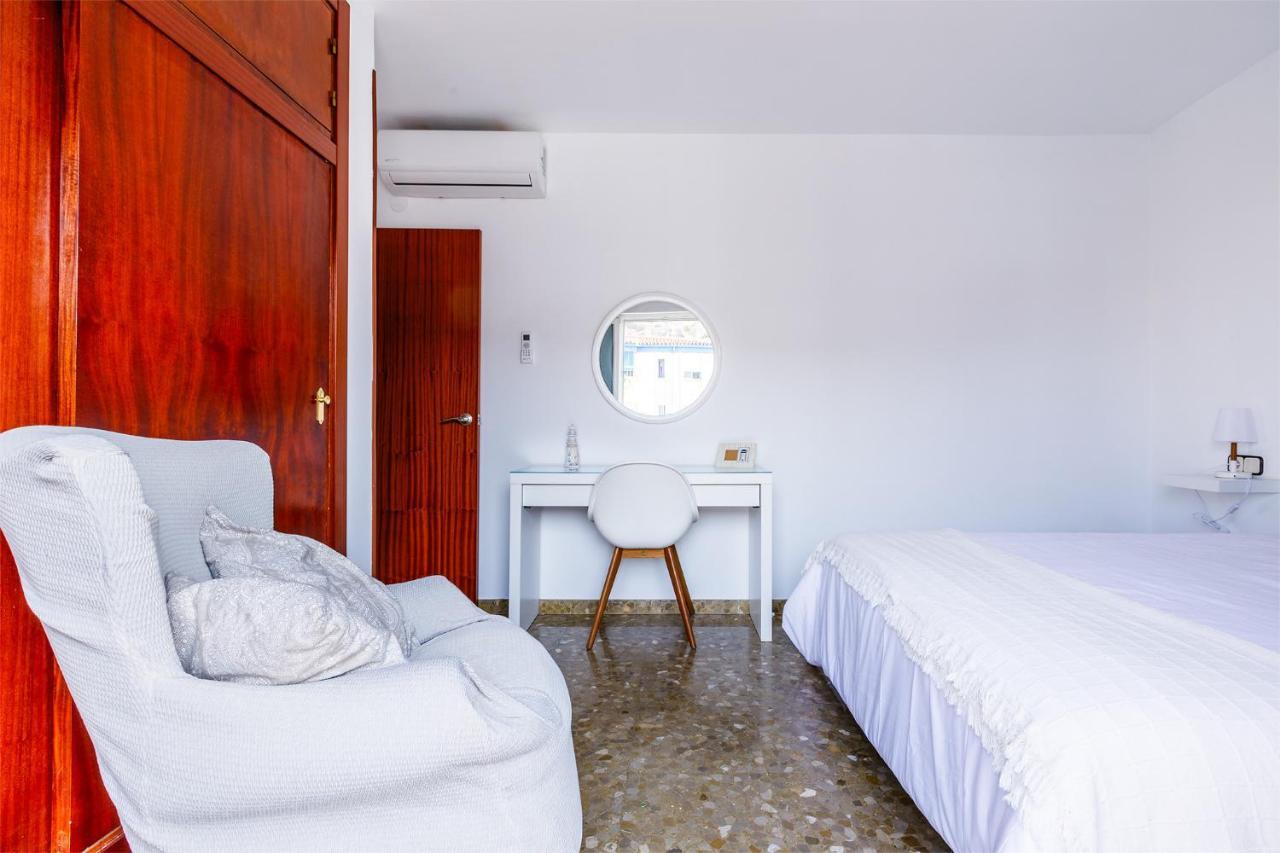 A&N Seaport Caleta Apartment กาเลตา เด เวเลซ ภายนอก รูปภาพ