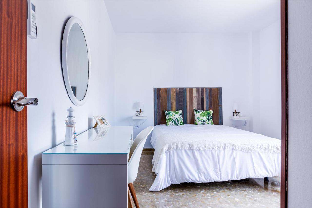 A&N Seaport Caleta Apartment กาเลตา เด เวเลซ ภายนอก รูปภาพ